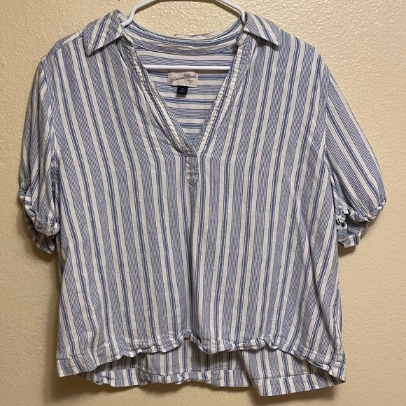 Universal Thread Women's Relaxed Fit Linen Rayon Blend Popover Blouse - Picture 3 of 5